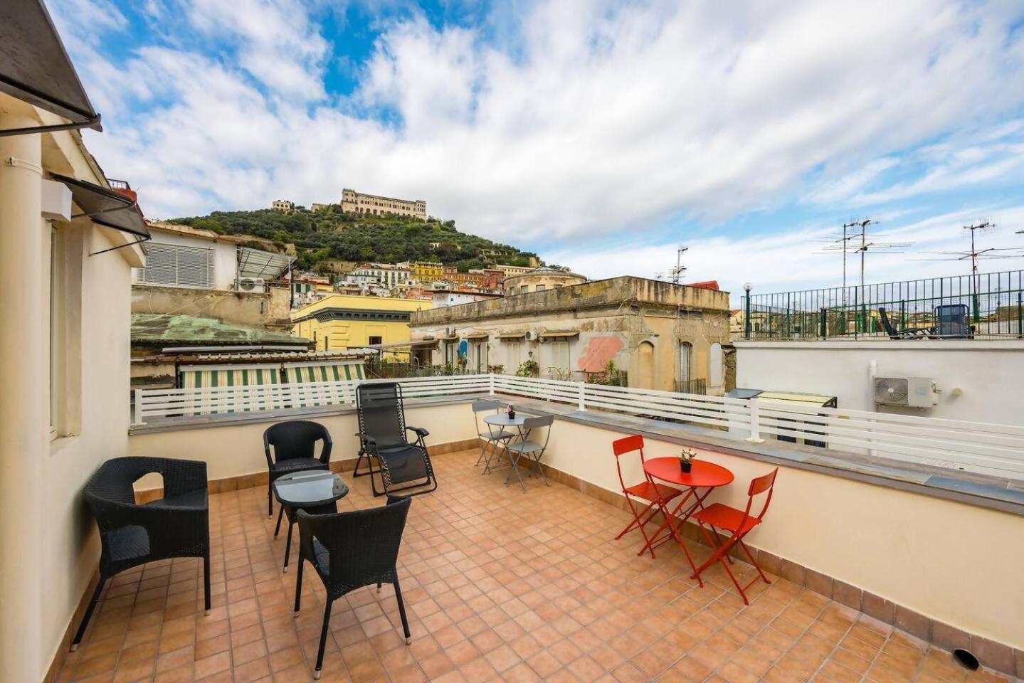Terrazza Terzo Cardine Hotell Neapel Rum bild