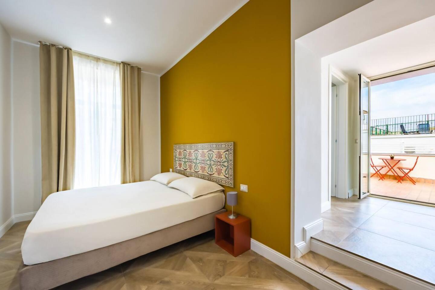 Terrazza Terzo Cardine Hotell Neapel Rum bild